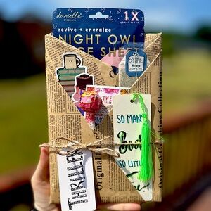 🖤BLIND DATE WITH A BOOK🖤